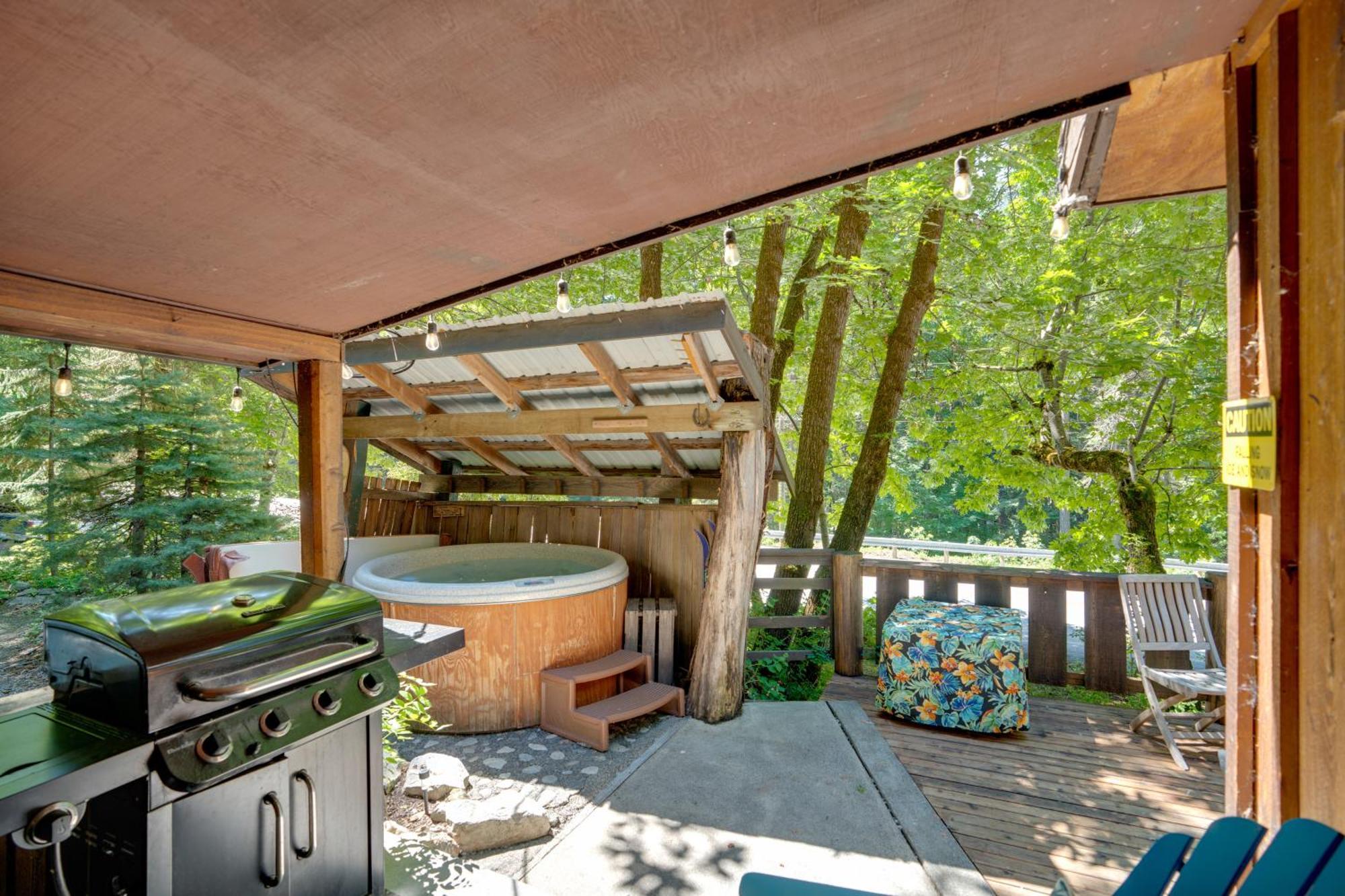 Leavenworth Cabin With Private Hot Tub! Εξωτερικό φωτογραφία